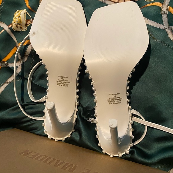 Steve Madden Zelle White - Picture 5 of 5